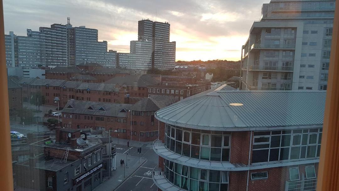 Marco Island -Spacious City Centre 2 Bedroom Apartment Nottingham Exteriér fotografie