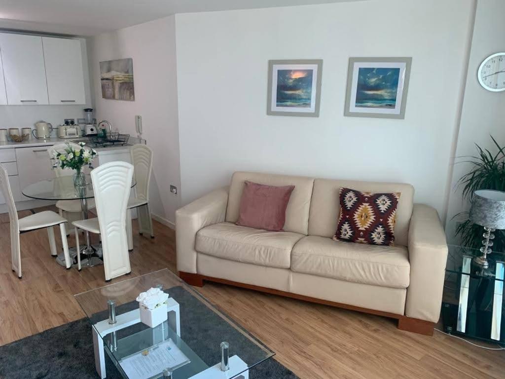 Marco Island -Spacious City Centre 2 Bedroom Apartment Nottingham Exteriér fotografie